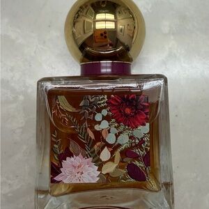 Bath & Body Works DAHLIA Eau de Parfum EDP 1.7 fl oz 50 mL Perfume RARE